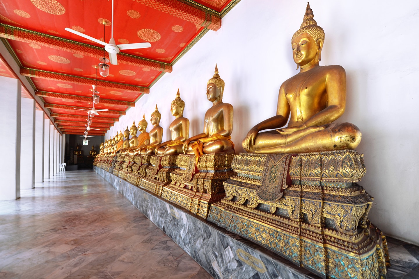 Buddhas d'or, Temple Wat Suthat - Bangkok