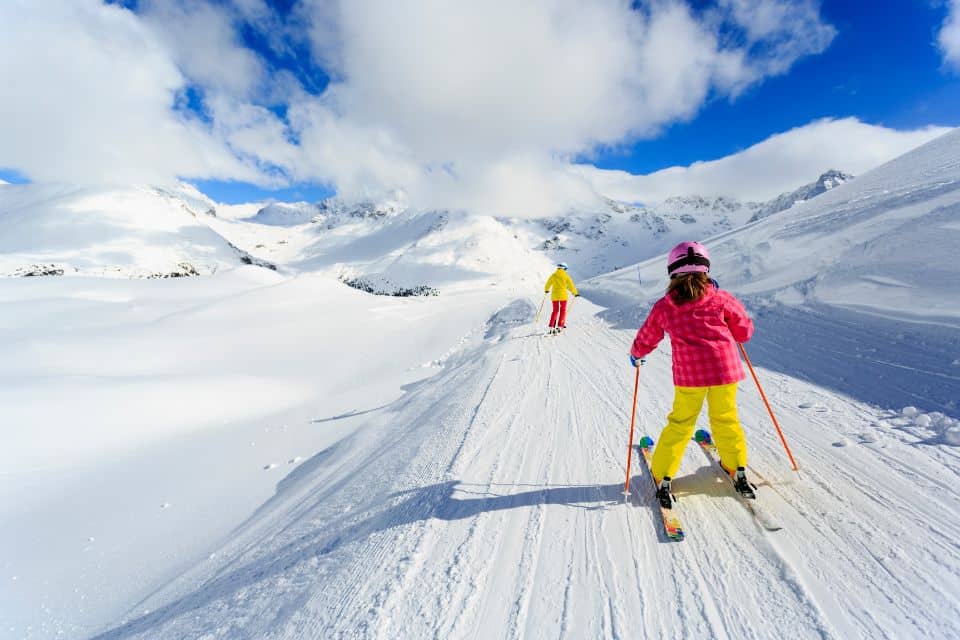 5 raisons de choisir une leçon de ski privée plutôt qu’un cours collectif