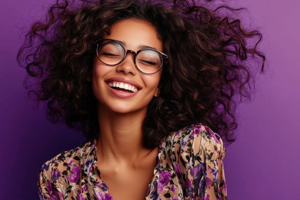 Comment hydrater les cheveux afro sans alourdir les boucles ?