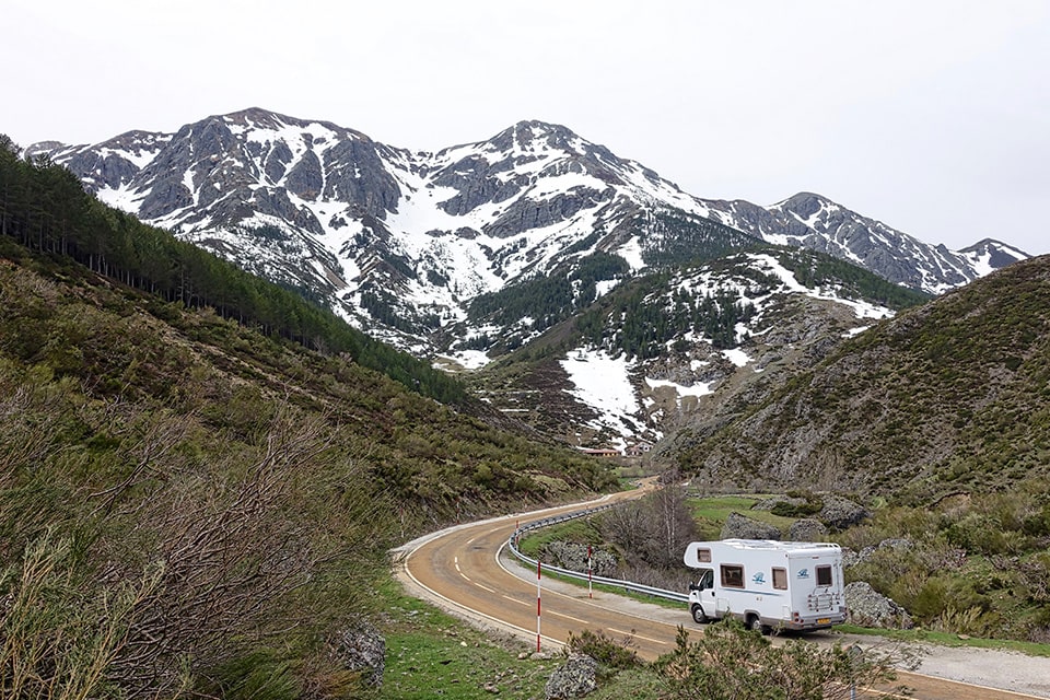 Pourquoi faire un tour du monde en camping car ?