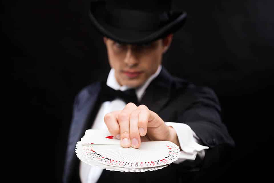 5 bonnes raisons d’engager un magicien pour votre soirée