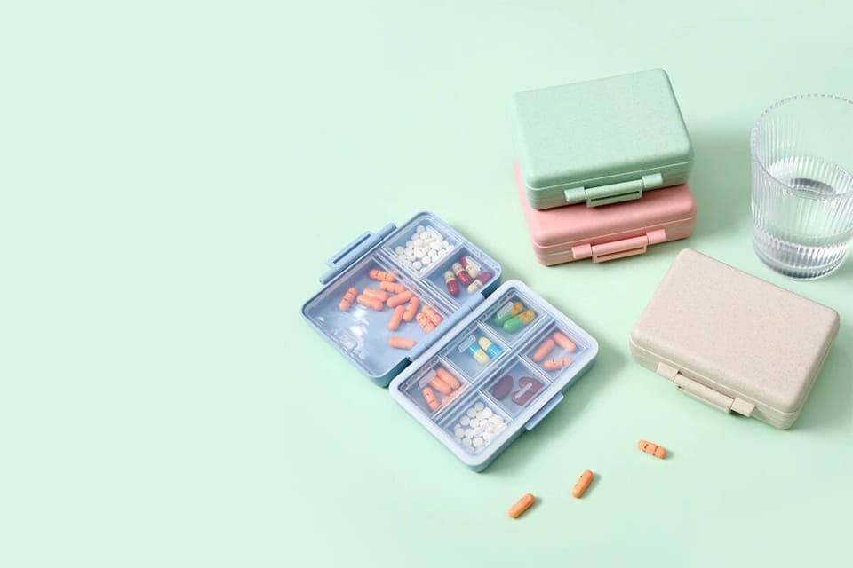 Le pilulier, un accessoire indispensable pour organiser vos médicaments, suppléments et vitamines !