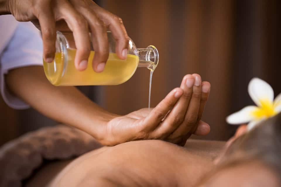 Découvrez les bienfaits du massage thaïlandais, des massages et des appareils de massage !