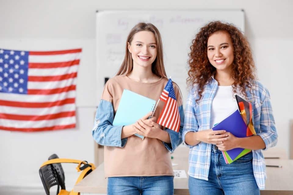 Étudier aux États-Unis en échange scolaire : Une aventure inoubliable pour les lycéens