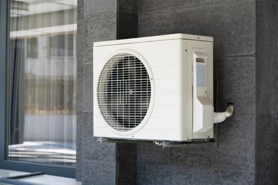 Pompe à chaleur ou chaudière à condensation, que faut-il privilégier ?