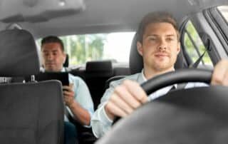 Bien organiser son transport vers l’aéroport de YUL pour voyager sans stress