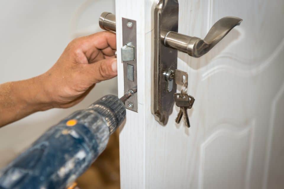 Maison ou appartement : quel accès sécuriser en priorité ?